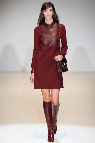 Look 29